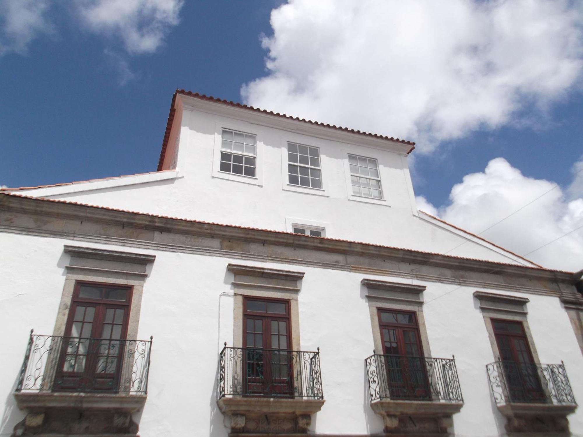 Residencial Galo D'Ouro Hotell Caminha Exteriör bild